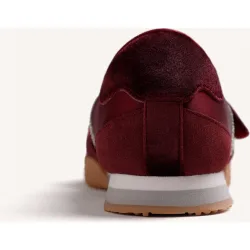 Zapatillas deportivas de mujer de piel serraje y satén