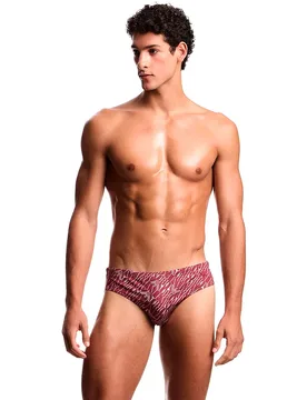 Emporio Armani Slip De Bain Em000575_af20437 Diagon.Logo Burgundy M - Giorgio Armani - FashionsVida