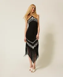 Robe longue avec broderie florale