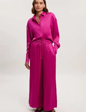 Women's Viscose Satin Wide Leg Woven Trouser in Raspberry Size: 10 - Raspberry - Size: 10 - Karen millen - FashionsVida