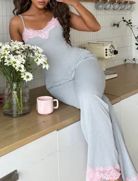 Conjunto de lencería de estilo europeo sexy con encaje rosa y parches L - Shein - FashionsVida