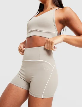 Drift 3" Shorts - Damen, Beige - female - Size: M - Trailberg - FashionsVida