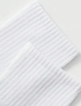 Pares de calcetines de media caña para mujer en color negro y blanco sólido, estilo neutro, adecuados para la temporada de regreso a la escuela, se - Shein - FashionsVida