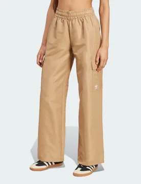 Pantaloni Essentials Woven Cargo S Cardboard - Adidas - FashionsVida