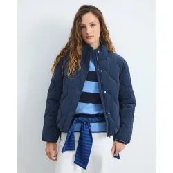 Abrigo acolchado de mujer olas
