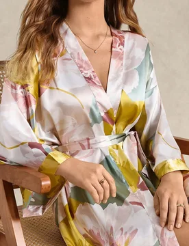 Bata de satén con estampado floral, hombros caídos y cinturón, sin lencería, ropa de estar en casa de lujo, otoño, invierno L - Shein - FashionsVida