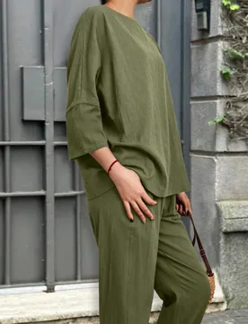 Conjunto de top de manga larga y pantalones de algodón 100% ligero, de cuello redondo, holgado y casual para verano, adecuado para vacaciones, hogar, - Shein - FashionsVida