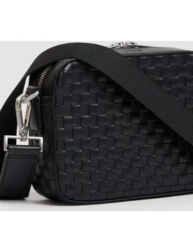 Bandolera de hombre pequeña de piel saffiano - sandro - FashionsVida
