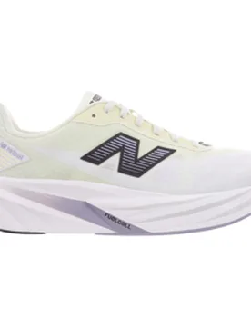 Fuelcell Rebel V5 Laufschuhe Herren Pistachio Butter Gr. 45.5 - New Balance - FashionsVida