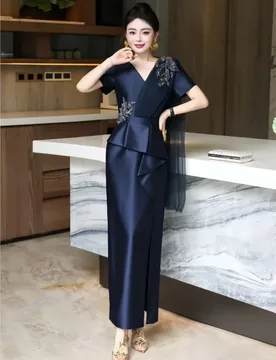 A slim-fitting diamond-encrusted long dress with elegant charm and beaded design - Aliexpress - FashionsVida