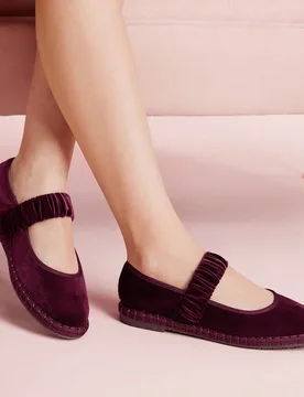Zapatos planos de mujer tipo Mary Jane de terciopelo burdeos, con correa elástica clásica y cómoda. Elegantes y de moda para Navidad EUR39 - Shein - FashionsVida