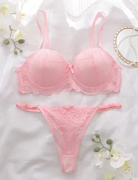 Conjunto de ropa interior para mujer en color rosa, sujetador con aro y tanga de encaje - Shein - FashionsVida
