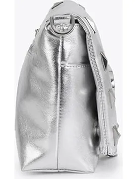Bandolera de mujer metalizada con tachas rectangulares - Lola Casademunt - FashionsVida