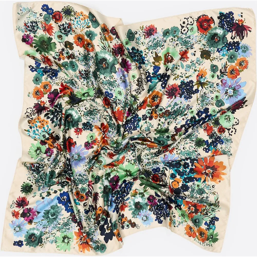 Pañuelo cuadrado con flores acuarela - Bimba y Lola - FashionsVida