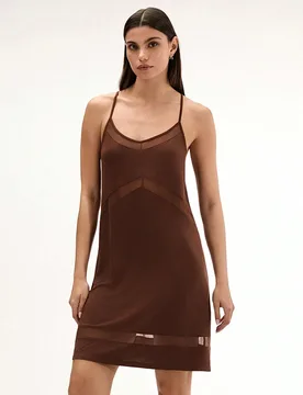 Camisola sexy suave y transpirable con escote en V y detalles de malla, vestido de dormir tipo babydoll y pijama, lencería ligera para usar como pren - Shein - FashionsVida