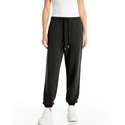 Pantalón de mujer estilo deportivo con bolsillos