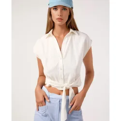 Blusa de muejr sin mangas y cuello camisero brandy