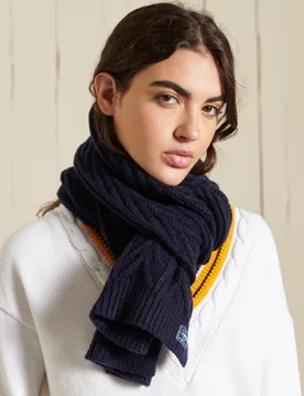 Superdry Damen Luxuriöser Schal mit Zopfmuster Marineblau - Größe: One Größe - 49.99 - FashionsVida