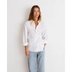Camisa básica de mujer con detalle de cierre