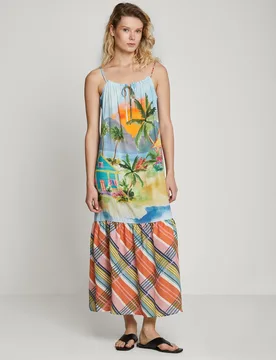 Vestido largo de tirantes con estampado caribeño - Trucco - FashionsVida
