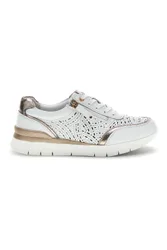 Sneakers bianche traforate in pelle con suoletta estraibile 33314 40