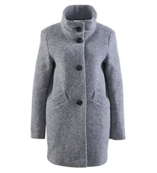 JACKE WOLLE female
