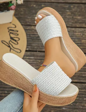 Par de sandalias tipo slide de tacón alto para adolescentes, de verano, para uso diario, vacaciones, viajes casuales y playa, de moda, color liso, co - Shein - FashionsVida