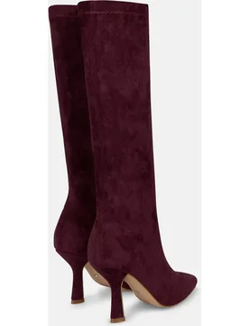 Botas básicas de mujer con cierre cremallera y acabado en punta - Alma en Pena - FashionsVida