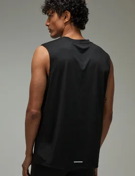 Mens Common Pace Running Perforated Regular Fit Tank - Black - Size X-Large - boohooMAN - FashionsVida