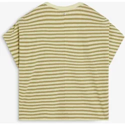 Camiseta de mujer de rayas con pliegues en los hombros