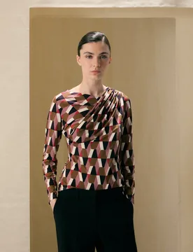 Camiseta de mujer con estampado geométrico y manga larga - Woman El Corte Inglés - FashionsVida