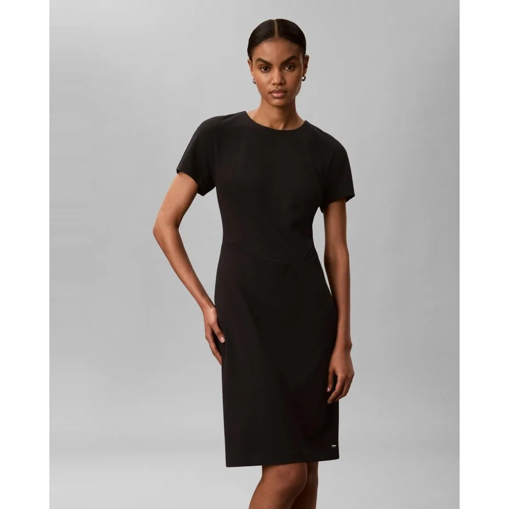 Vestido manga corta scuba crepé - Calvin Klein - FashionsVida