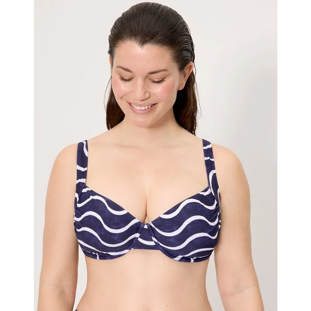 Tops de bikini reductor estampado ondas en copa f - Ysabel Mora - FashionsVida