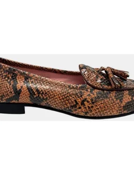 Mocasines de mujer en piel serraje con borlas - Castellano - FashionsVida