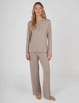 Pijama de mujer con tapeta abotonada, lazo decorativo y pantalón liso - Massana - FashionsVida