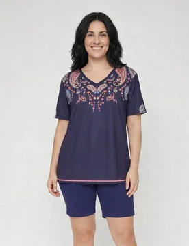 Camiseta de mujer de mujer estampada cuello redondo. manga tres cuartos - October - FashionsVida