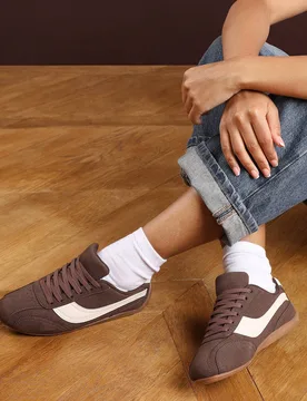 Women's 'Venice' Low-Top Lace up trainer with Contrast Side Stripe in Brown Size: 8 - Brown - Size: 8 - Where's That From - FashionsVida