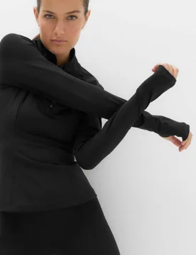 Essential Half Zip Fitted Running Top Black female - Goodmove - FashionsVida