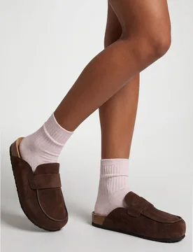 Womens Wide Fit Faux Suede Tab Detail Clog Mules - Brown - Size 8 Wide Fit (Uk Shoe) - Boohoo - FashionsVida