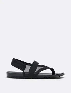 Flache Mesh-Zehentrenner-Sandalen SCHWARZ 36 - Stradivarius - FashionsVida