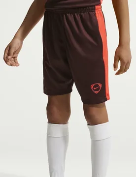 Short Kind Academy+ - Rouge - male - Size: 8/10 ans - Nike - FashionsVida