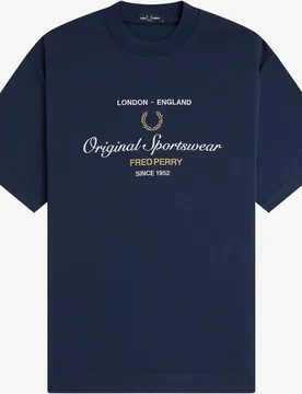 Camiseta de hombre de corte relajado y manga corta - Fred Perry - FashionsVida