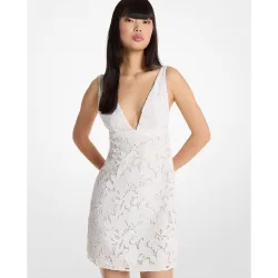 Vestido corto de encaje floral definido