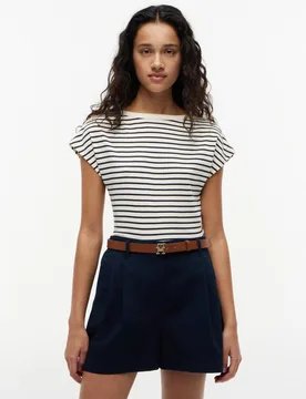 Camiseta de mujer con botones dorados y cuello barco - Tommy Hilfiger - FashionsVida