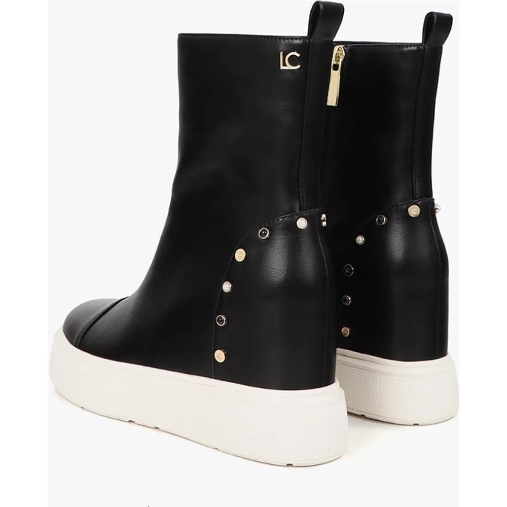 Botines con plataforma y cuña interior tachas en talón - Lola Casademunt - FashionsVida