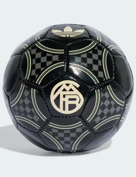 Pallone del terzo club dell'FC Bayern 5 Black / Base Green / Halo Ivory - Adidas - FashionsVida
