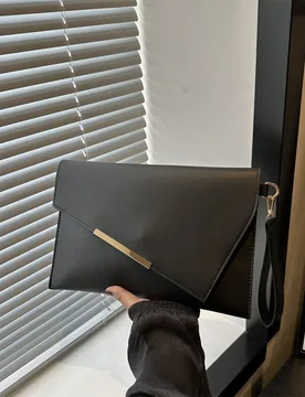 Bolso de embrague con estampado de cocodrilo de unicolor a la moda y de tendencia, perfecto para fiestas, bodas, bailes de graduación, cenas/banquete - Shein - FashionsVida