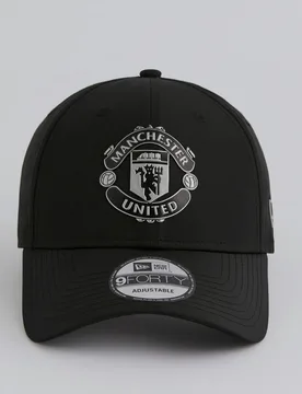 Manchester United x Reflective Crest 9Forty Cap Black None - New era - FashionsVida