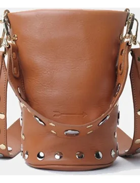 Bolso pequeño de piel con tachuelas decorativas en cuerpo y asas - Mercules - FashionsVida