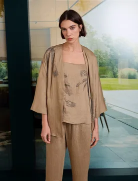 Kimono de mujer arrugado y bordado - Woman Limited El Corte Inglés - FashionsVida